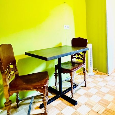 Affordable Central Rooms, 10-Min To Lugner City Wien Exterior foto
