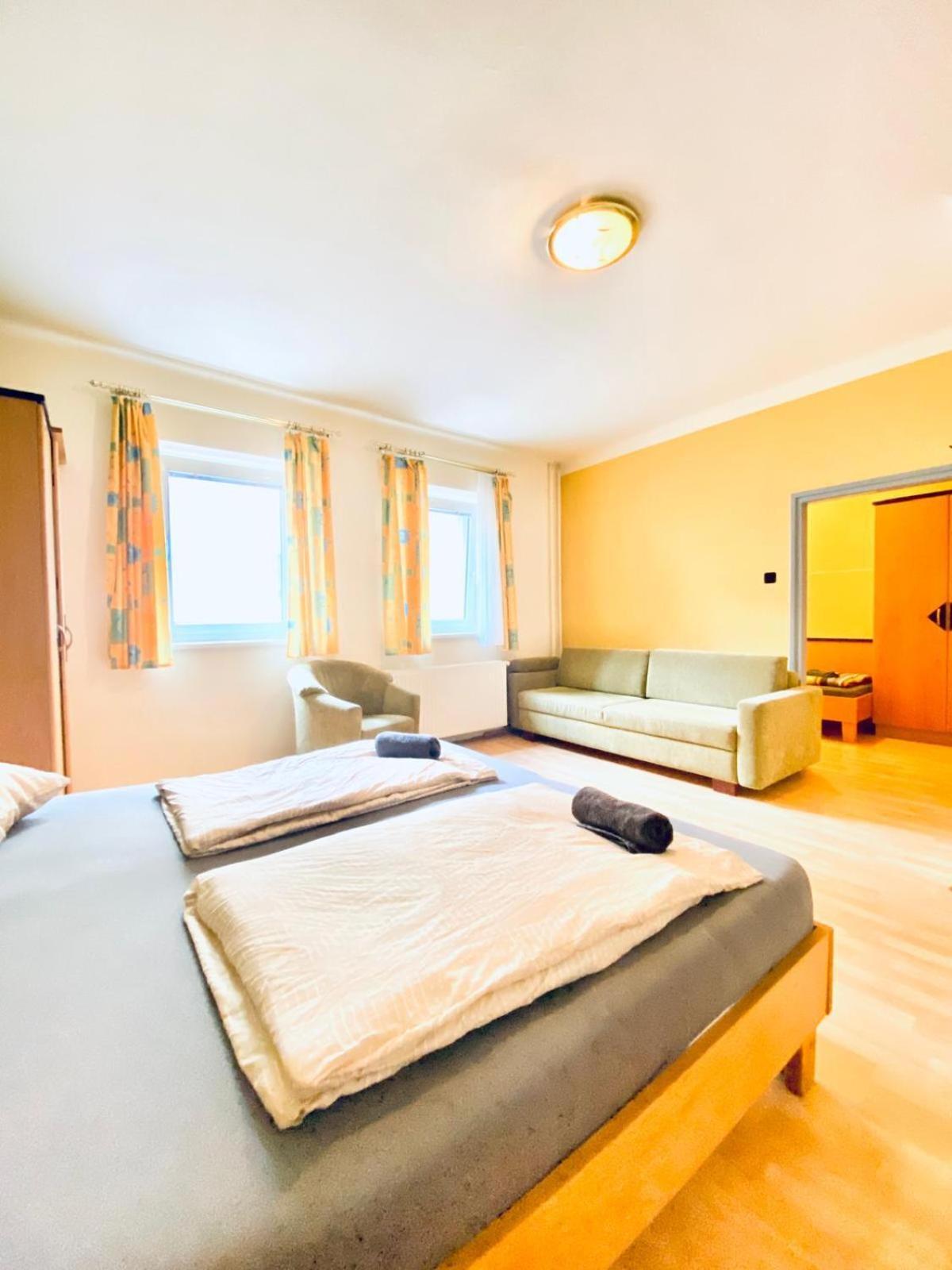 Affordable Central Rooms, 10-Min To Lugner City Wien Exterior foto