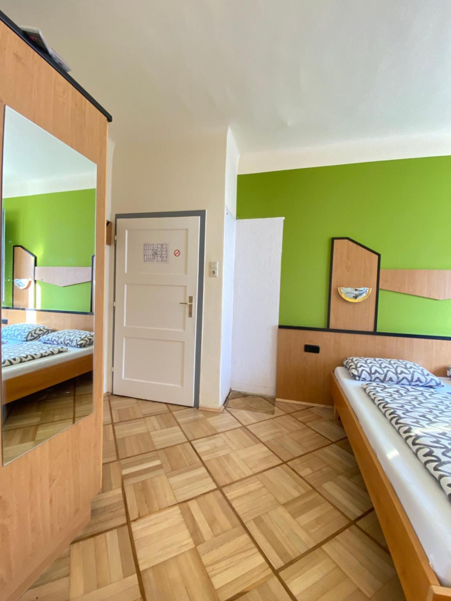 Affordable Central Rooms, 10-Min To Lugner City Wien Exterior foto