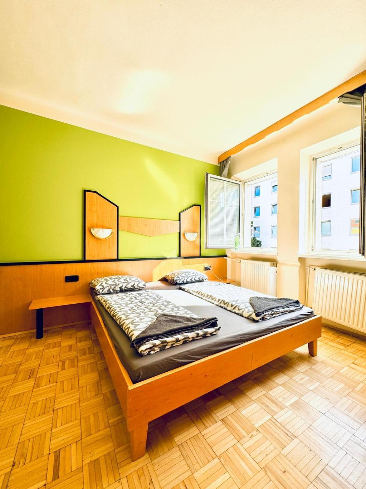Affordable Central Rooms, 10-Min To Lugner City Wien Exterior foto