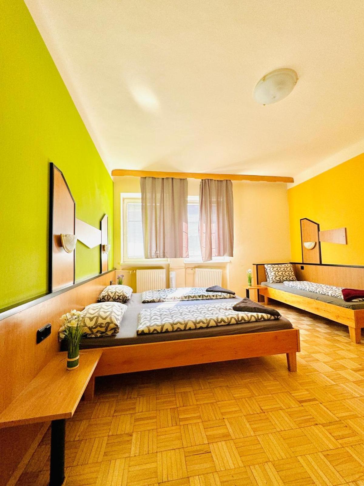 Affordable Central Rooms, 10-Min To Lugner City Wien Exterior foto